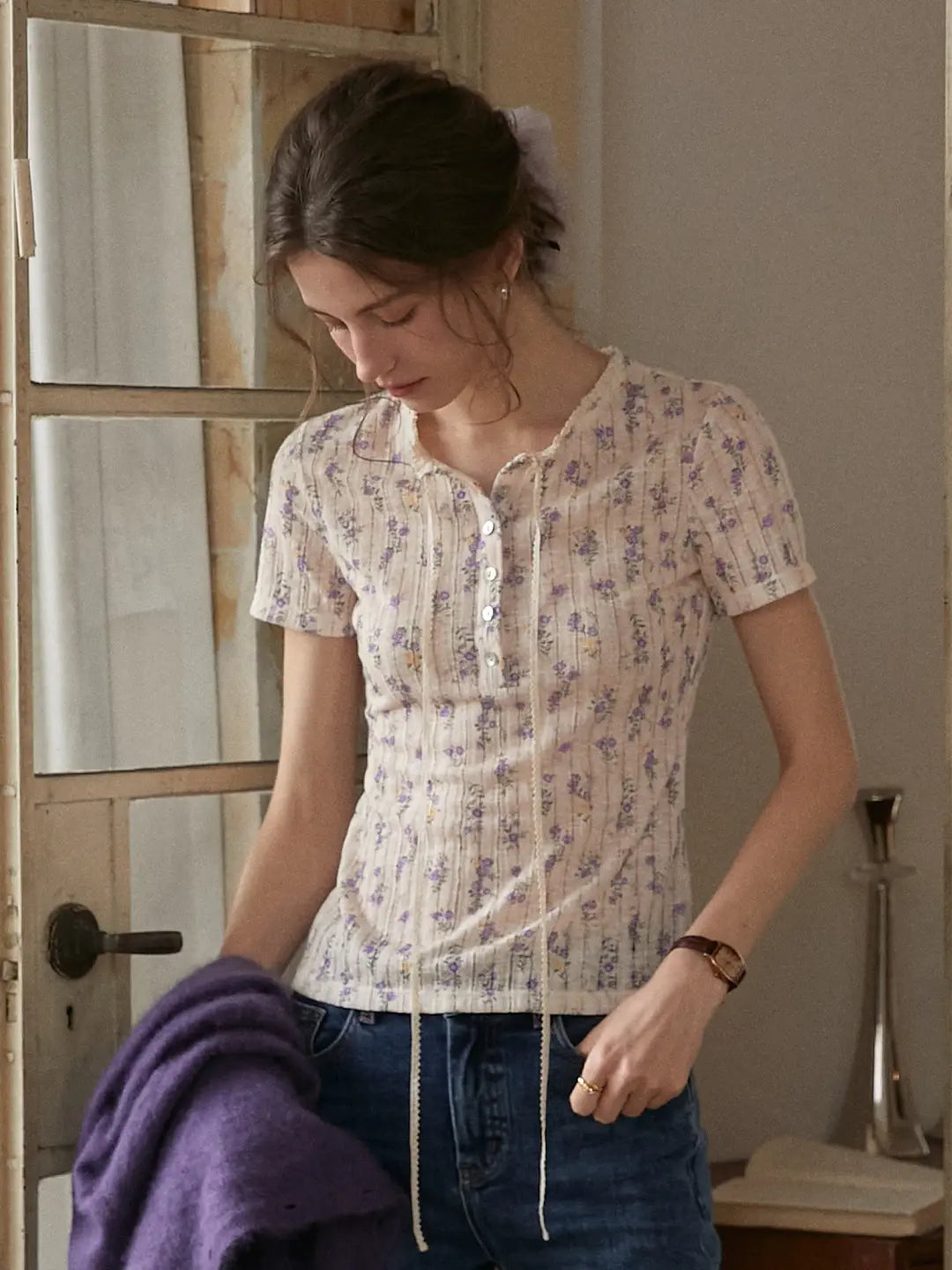 Dana Round Neck Floral Blouse