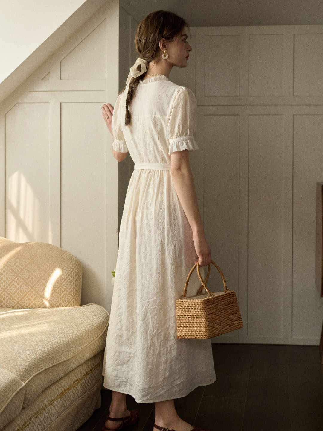 【Final Sale】Aitana Rose Embroidered V-neck Puff Sleeve Lace Cotton Dress