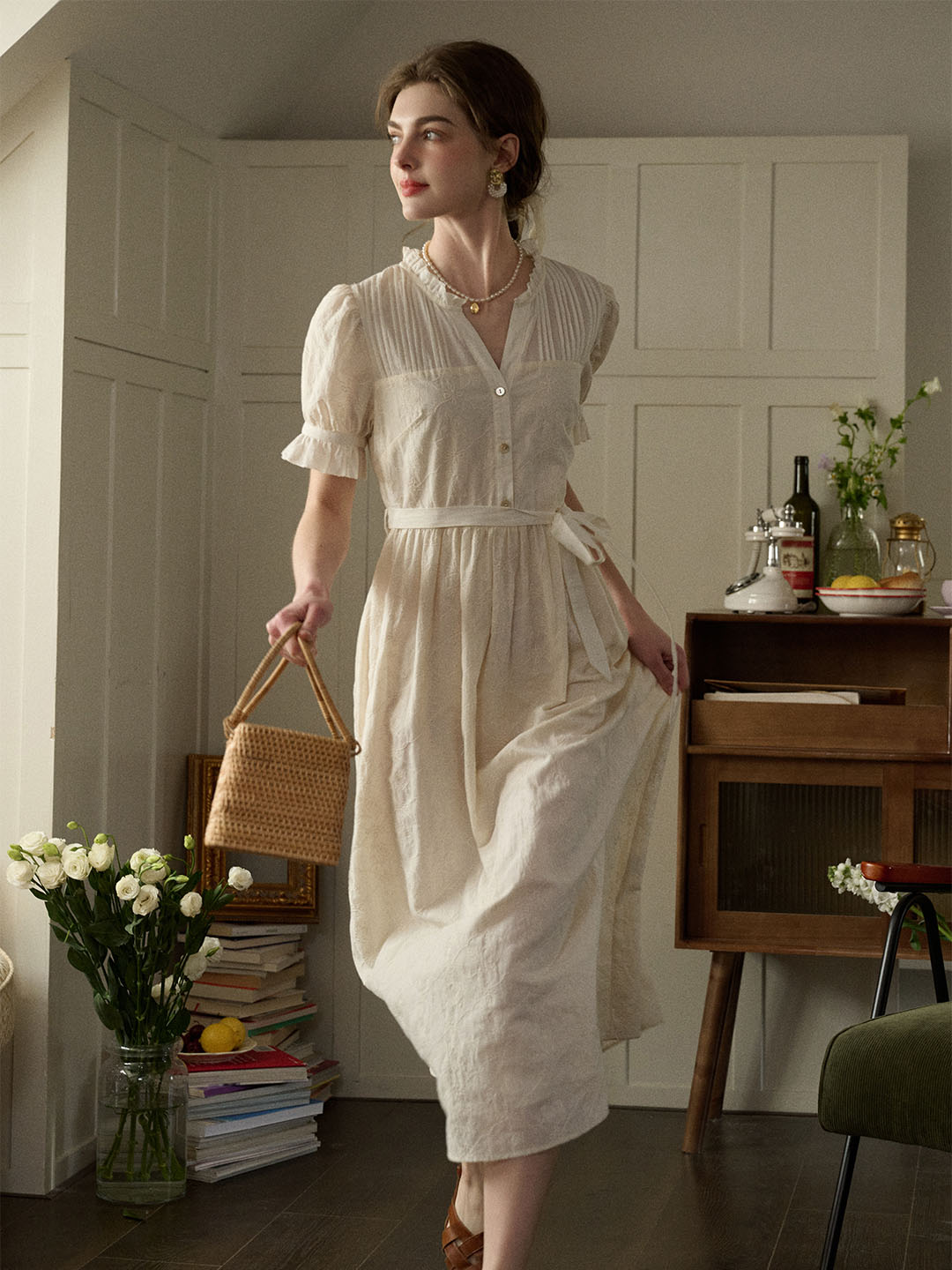 【Final Sale】Aitana Rose Embroidered V-neck Puff Sleeve Lace Cotton Dress