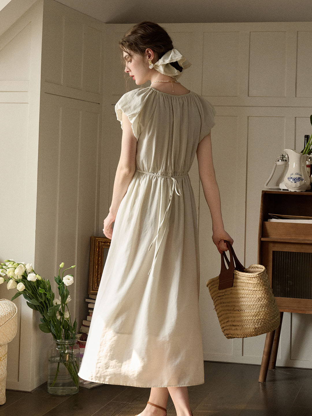 Elianna Bow V-neck Puff Sleeve A-line Dress- Off White