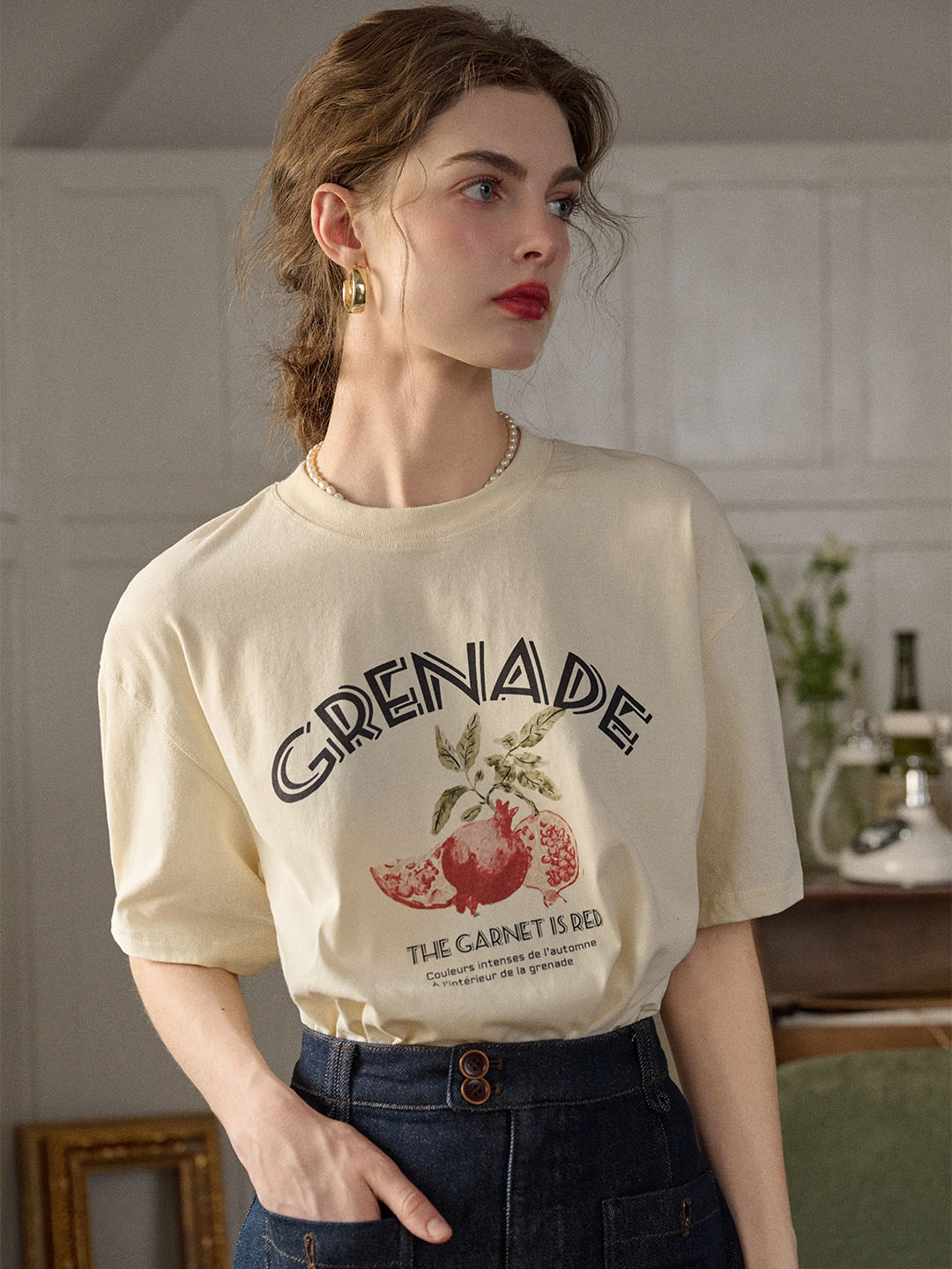 Amirah Classic Crew Neck Pomegranate Print Cotton T-shirt