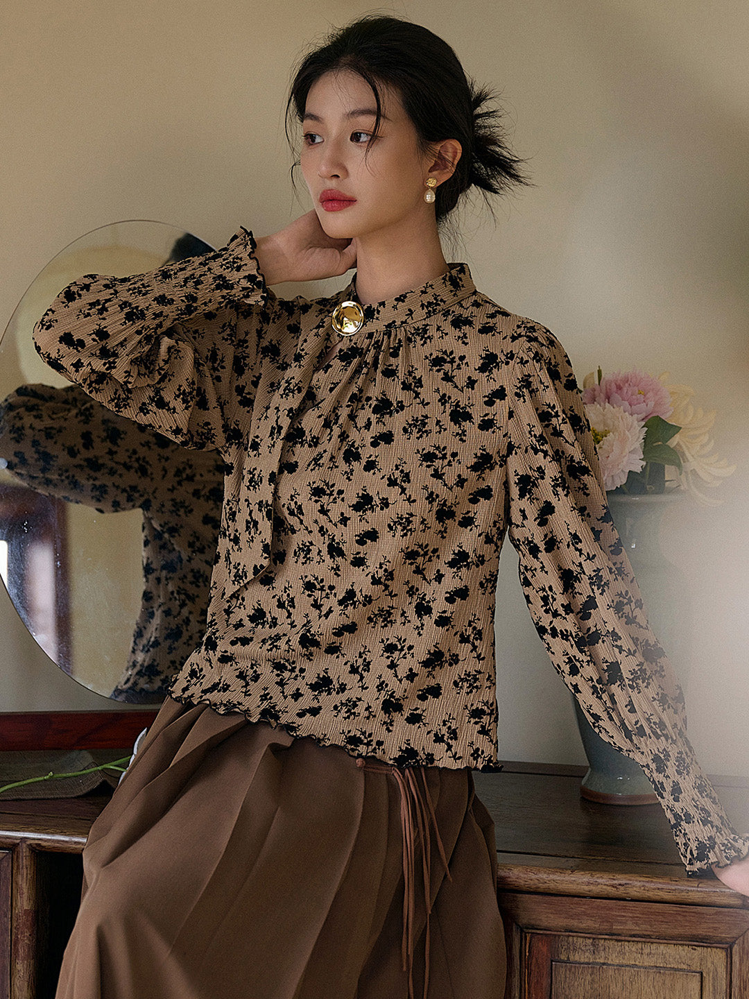 Final Sale】Josie Stand Collar Floral Blouse