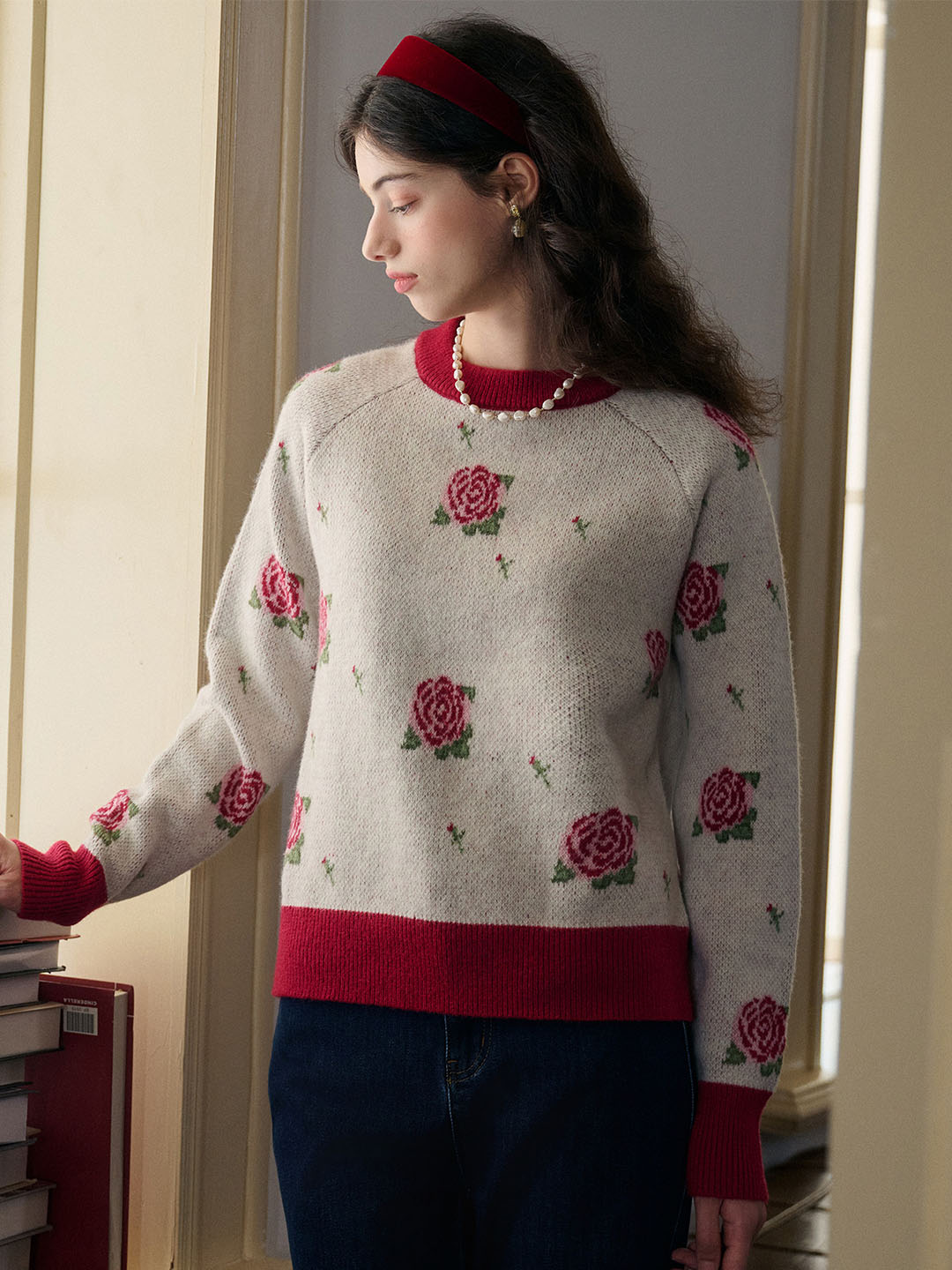 Emersyn Contrast Color Crew Neck Rose Sweater