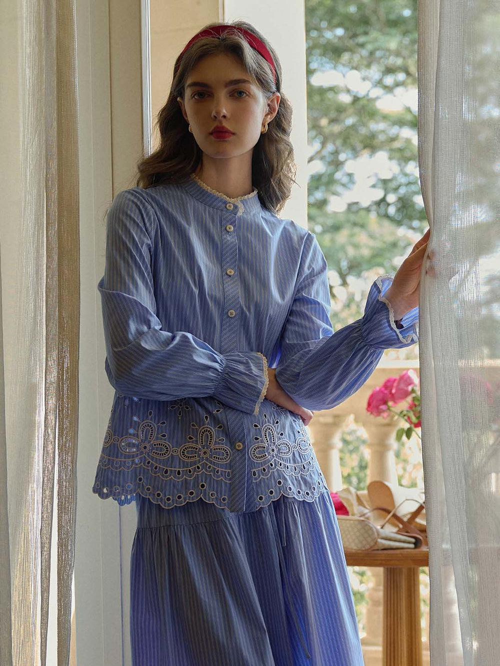 SELENA LACE BLOUSE