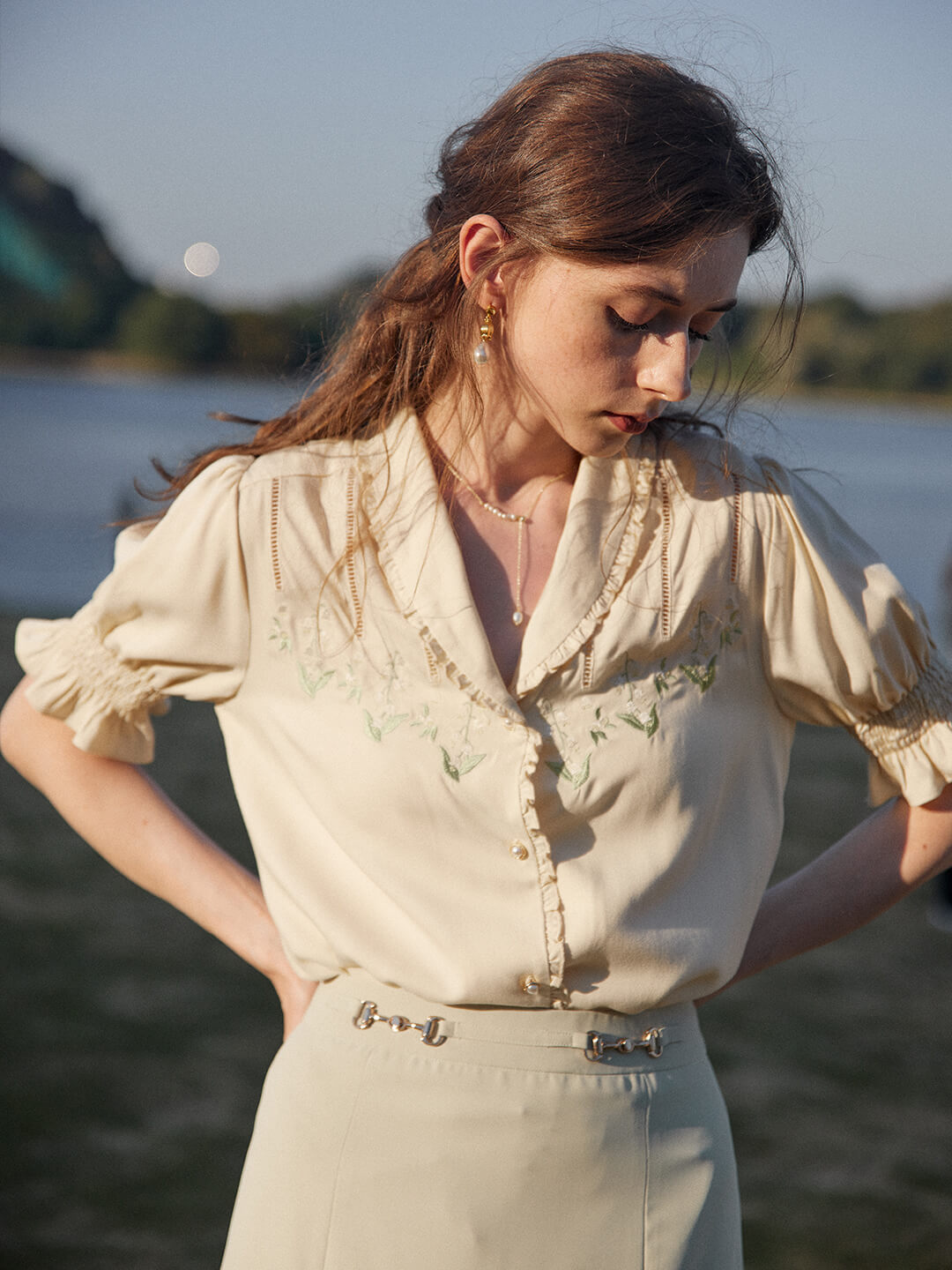 Convallaria Floral Embroidered Puff Top