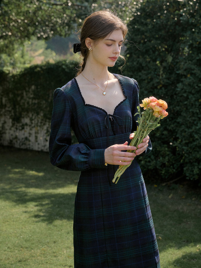 Sweetheart Plaid Pleated Dress