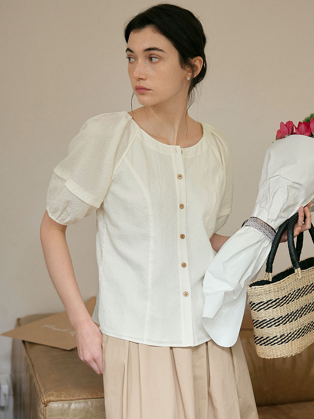 Jamie Simple Puff Sleeve Waist Blouse