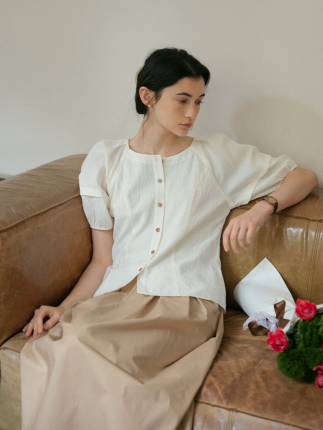 Jamie Simple Puff Sleeve Waist Blouse