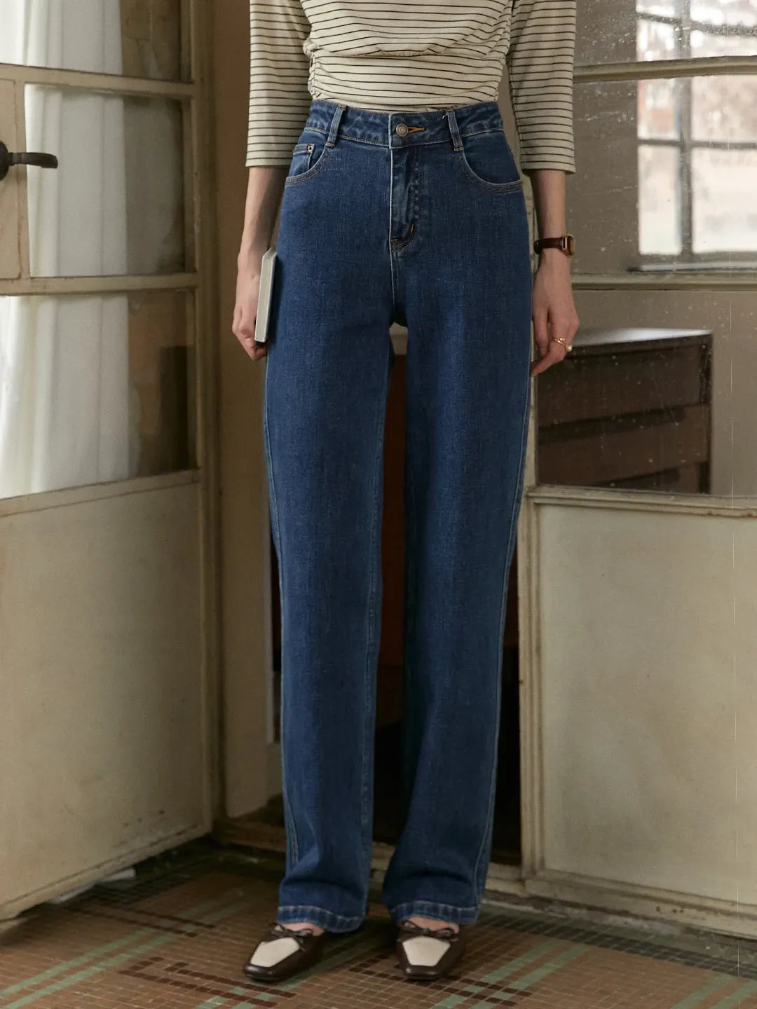 Cadence Versatile Straight Jeans