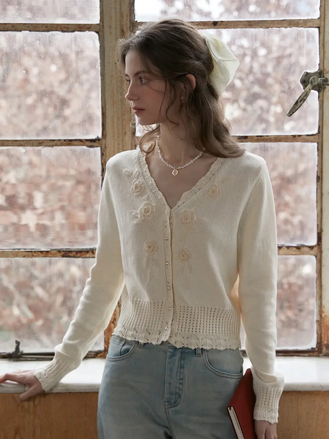 Eleanora V-Neck 3D Rose Cardigan