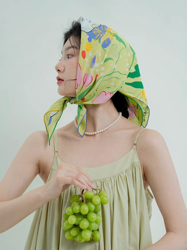 Chowxiaodou Swan Lake Series Twill Silk Square Scarf-Green