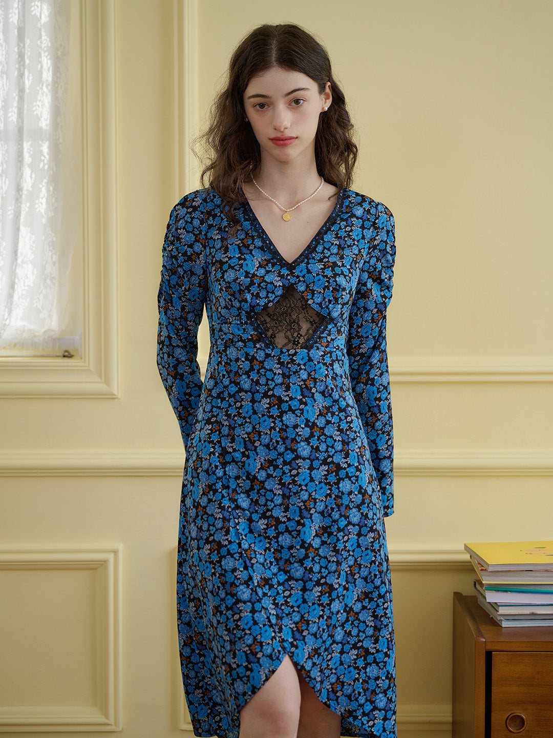 【Final Sale】Kenna V-neck Hollow Lace Paneling Irregular Hem Dress