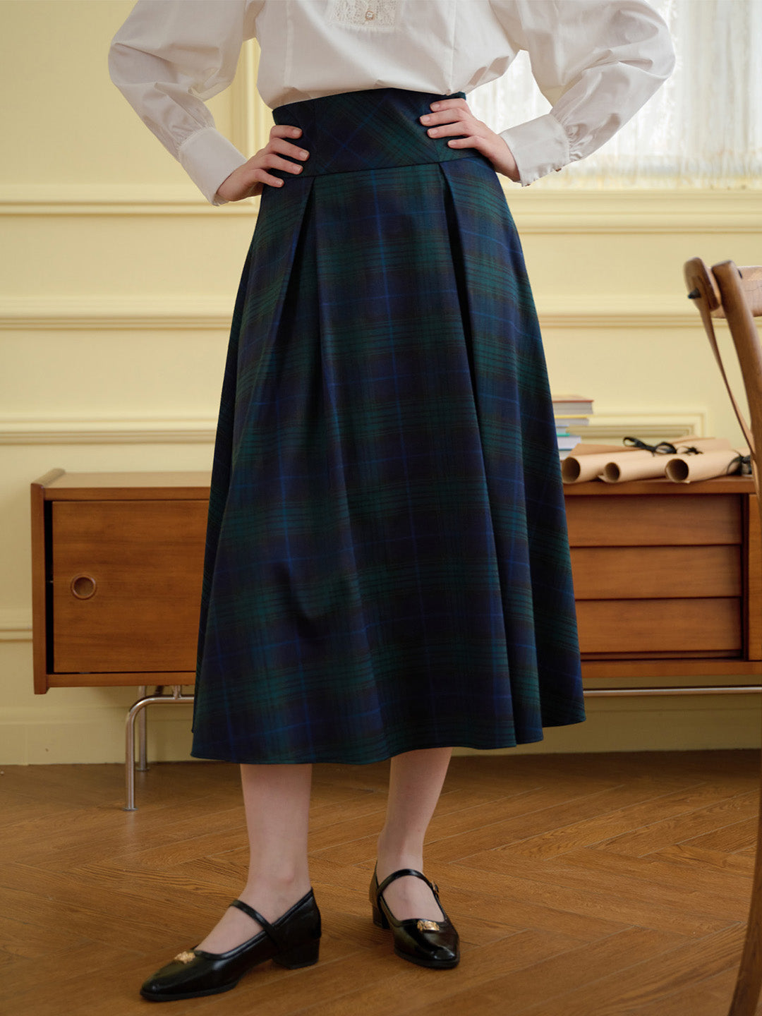 【Final Sale】Vivian Plaid Print Fold Pleated Detail Skirt