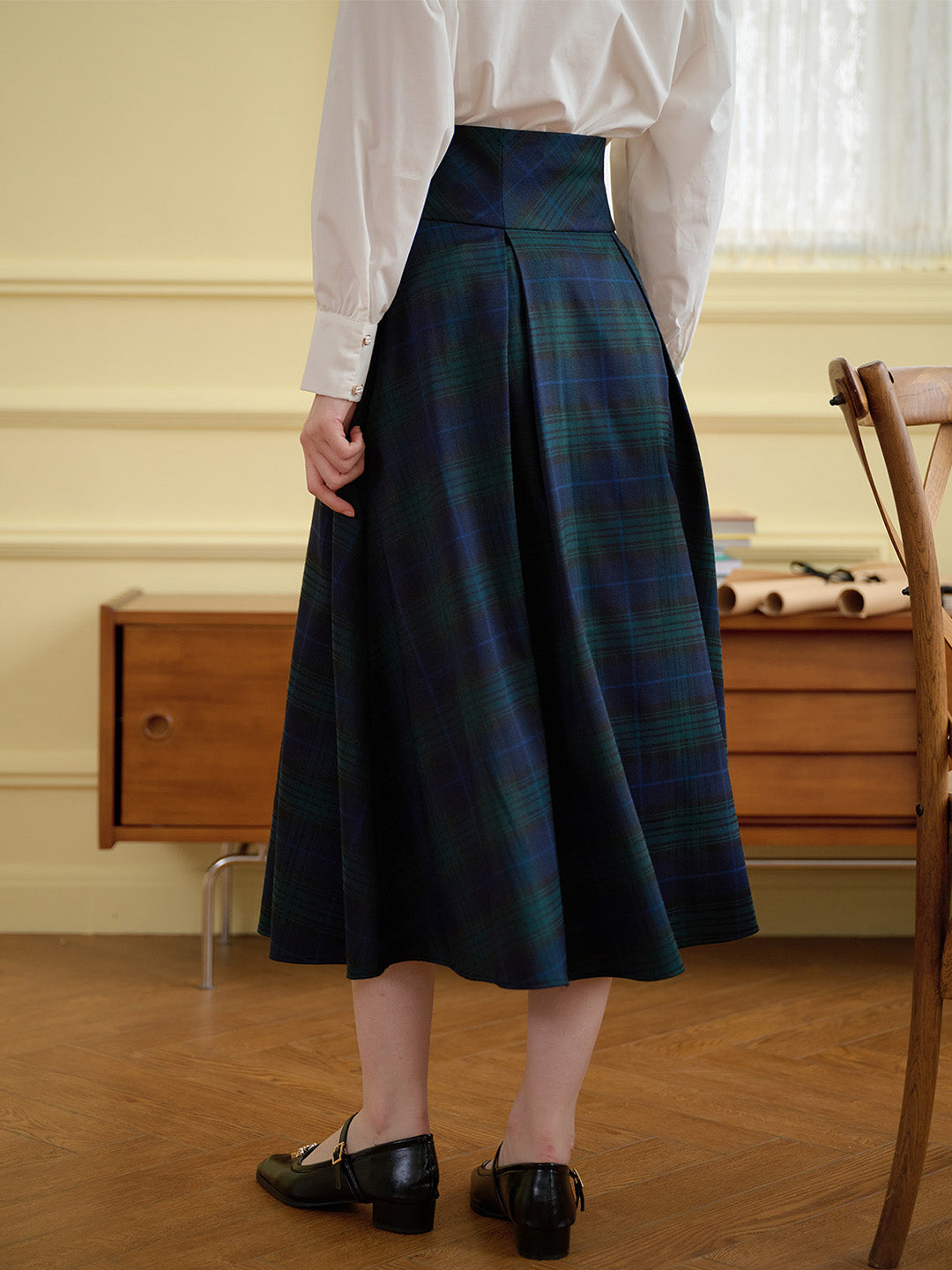 【Final Sale】Vivian Plaid Print Fold Pleated Detail Skirt