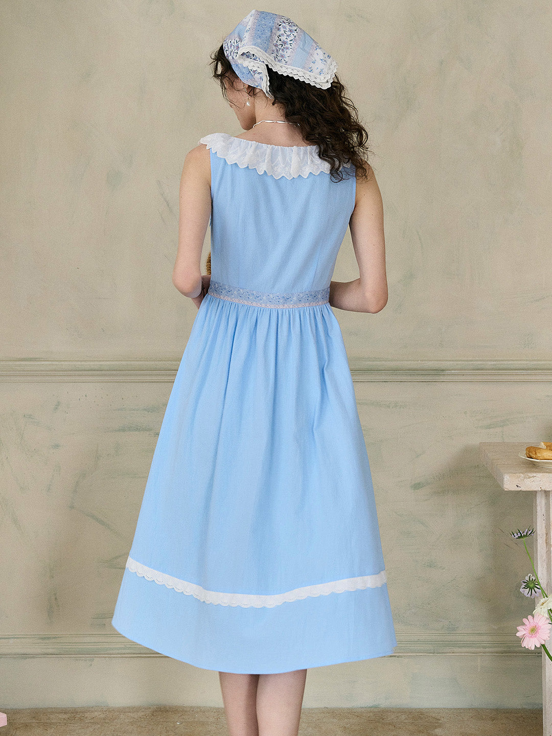 【Final Sale】Yamileth Square Collar A-Line Contrasting Floral Sleeveless Cotton Dress