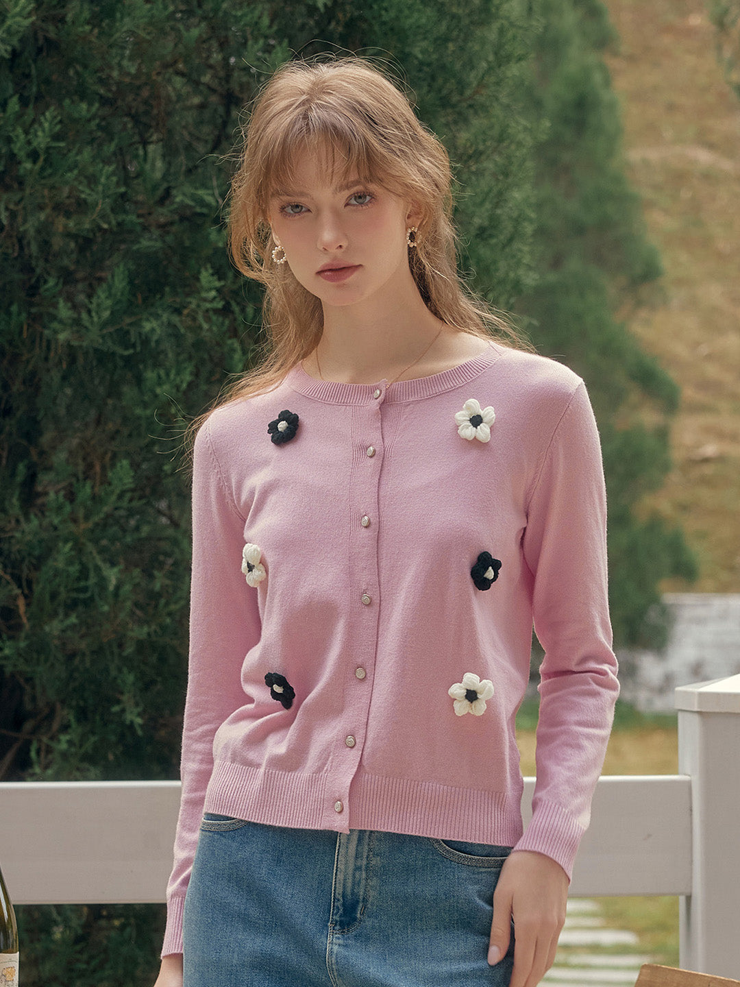 【Final Sale】Amabel Round Neck Flower Cardigan