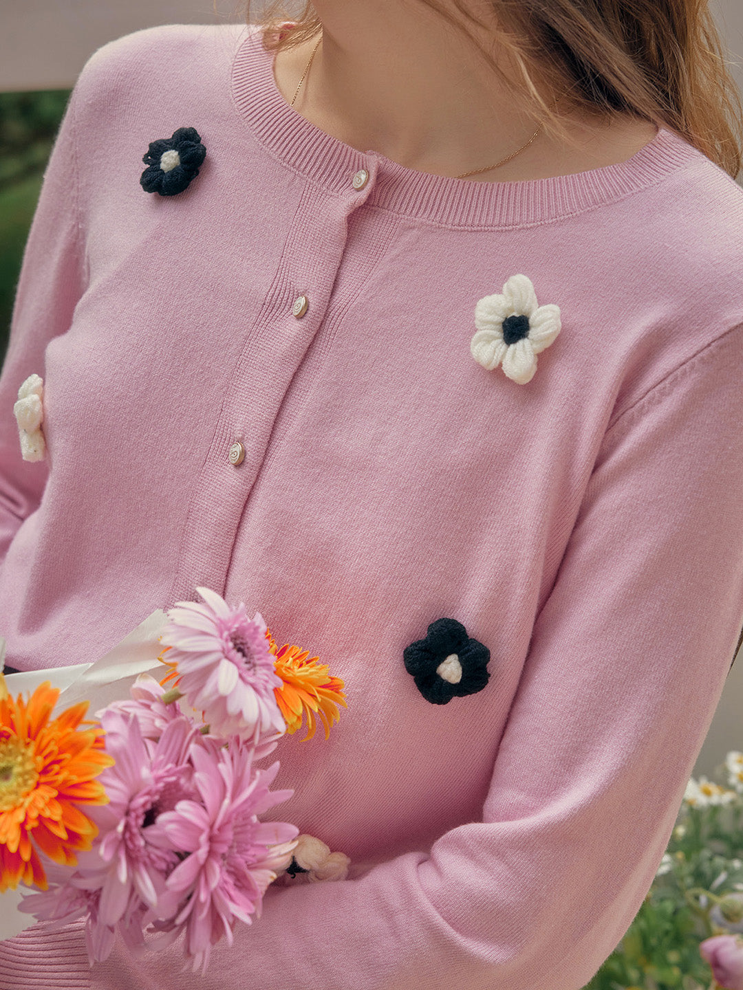 【Final Sale】Amabel Round Neck Flower Cardigan
