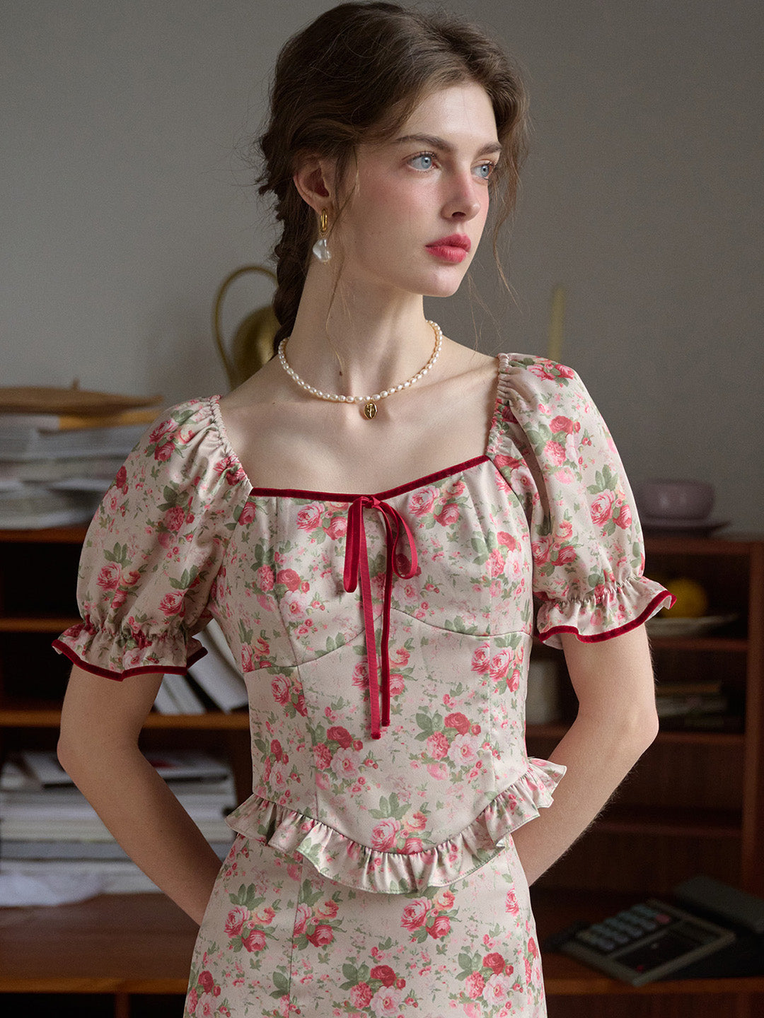 【Final Sale】Zariyah Square Neck Floral Blouse