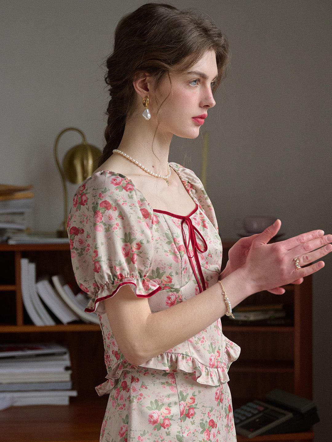 【Final Sale】Zariyah Square Neck Floral Blouse