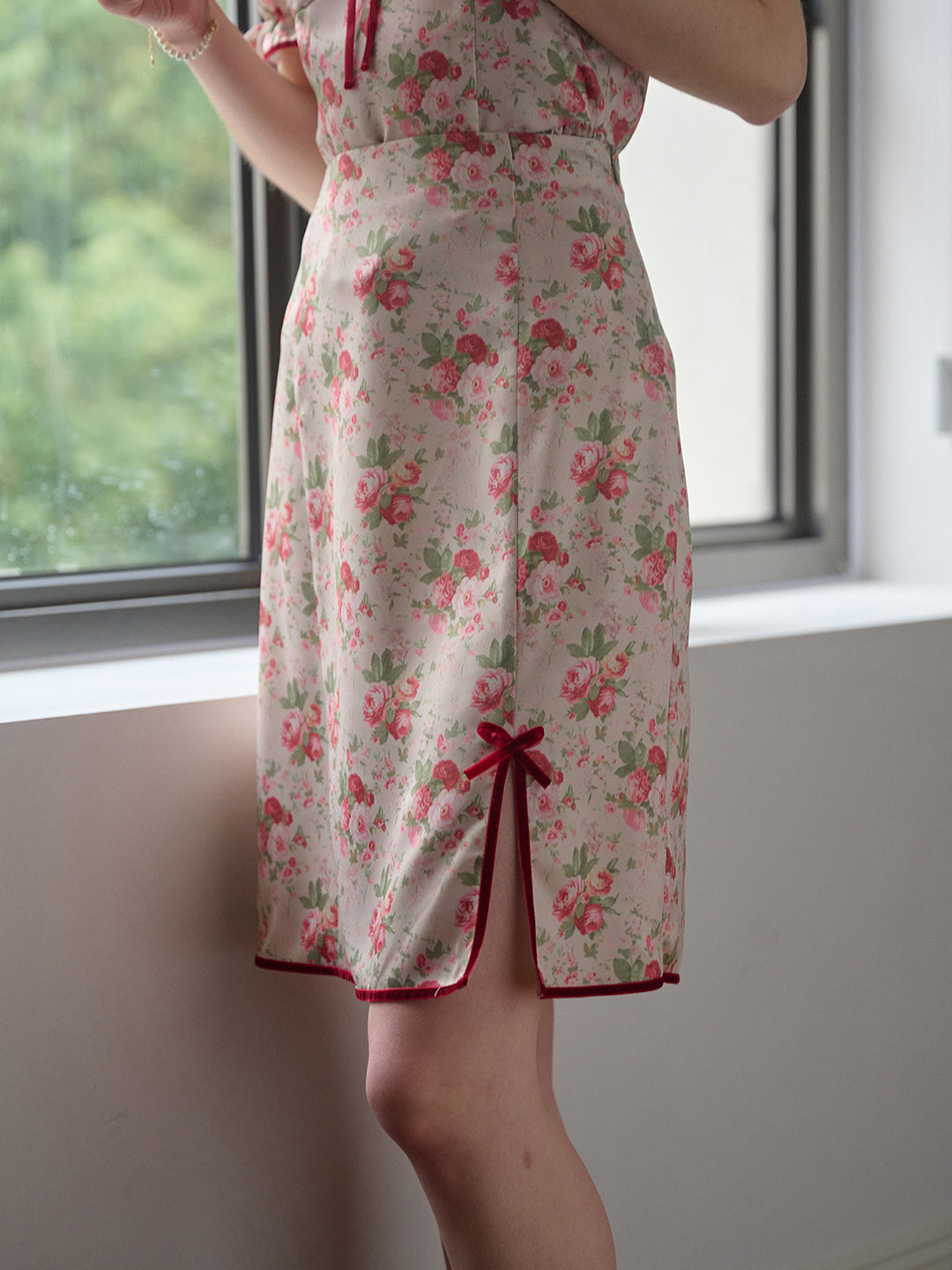 【Final Sale】Elise Floral Midi Split Skirt