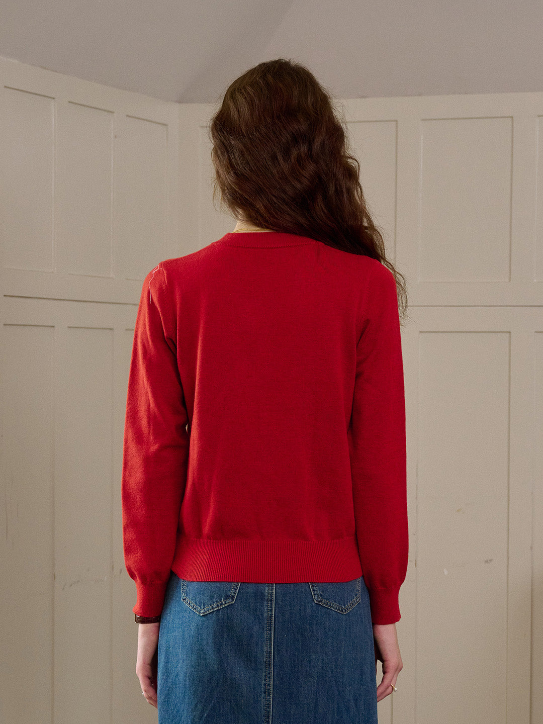 【Final Sale】Cadence Ribbed Round Neck Contrasting Embroidery Sweater