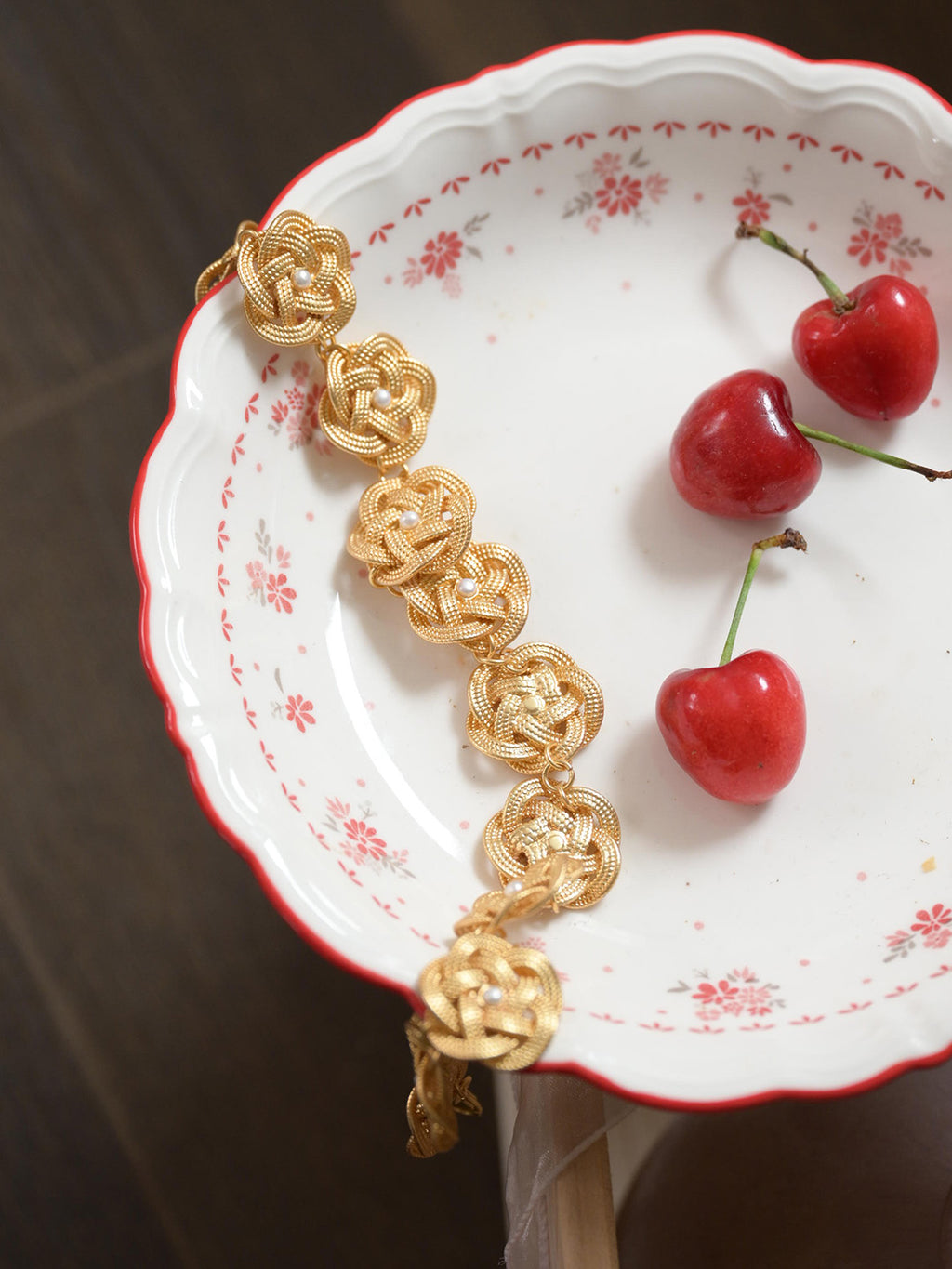 Retro Necklace