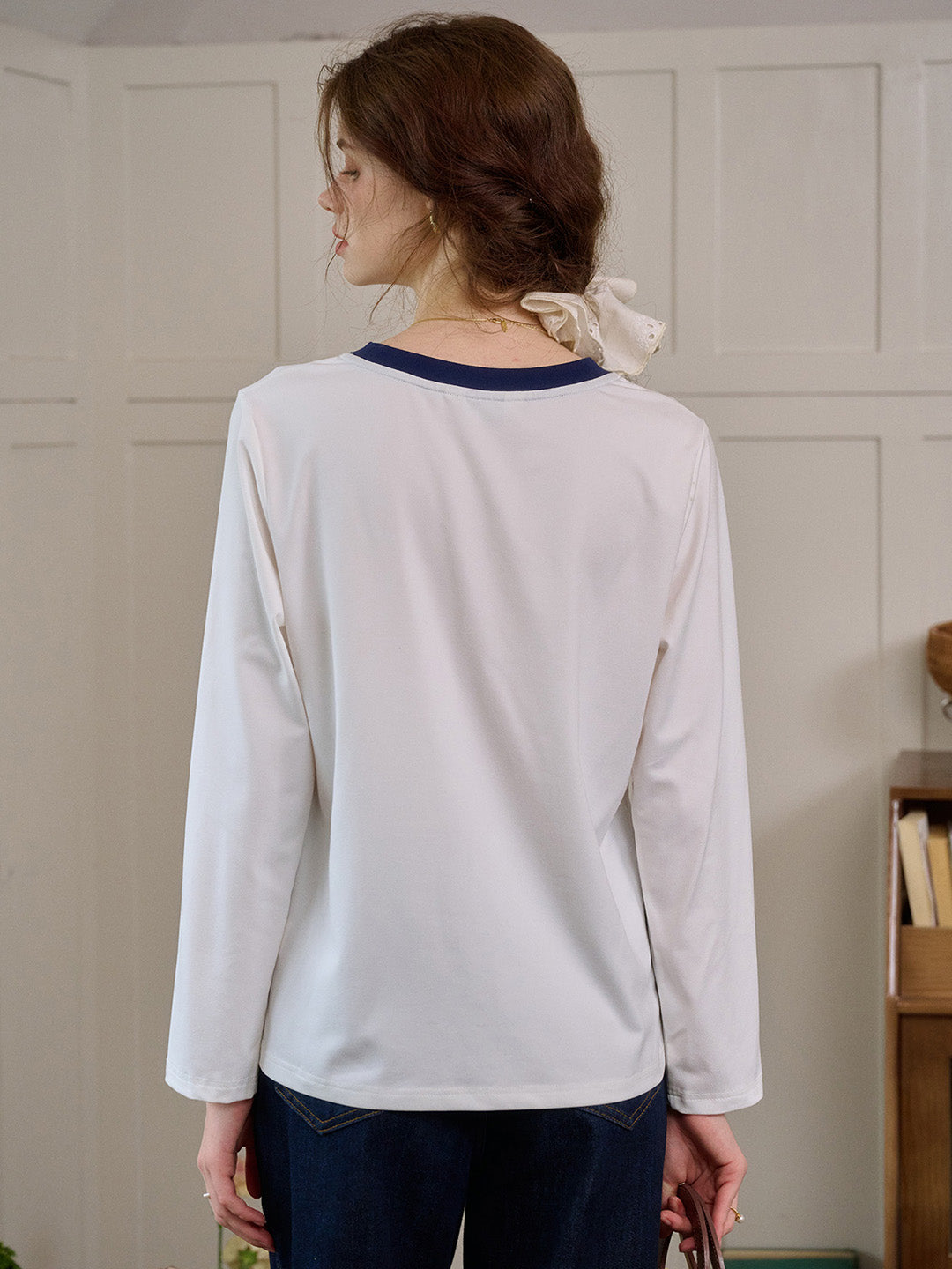 【Final Sale】Hunter Round Neck Bow Pattern Top