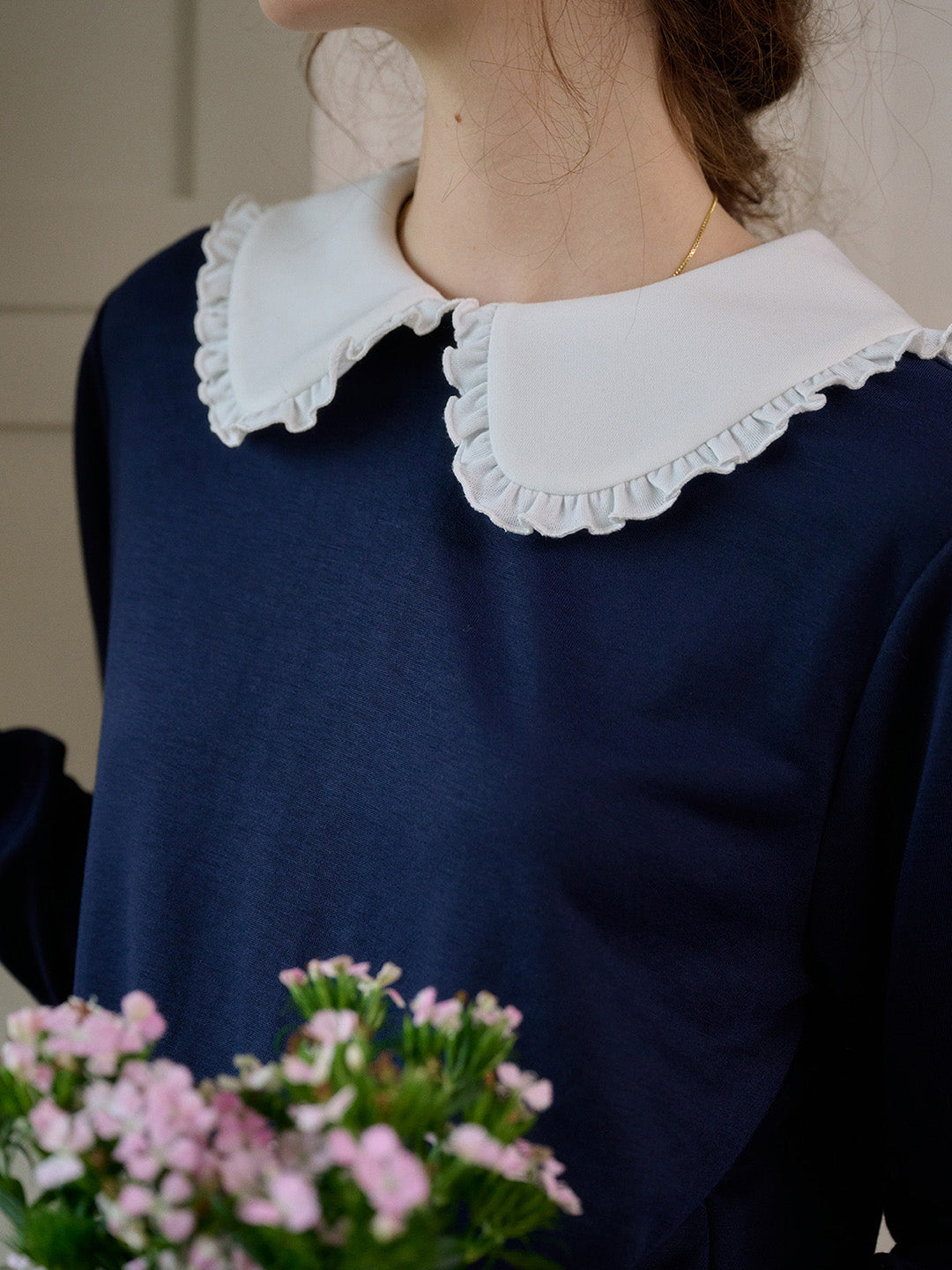 【Final Sale】Karen Peter Pan Collar  Sweatershirt
