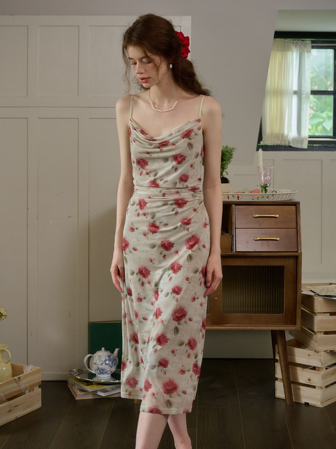 【Final Sale】Kaia Romantic Rose Print Slim Fit Slip Dress