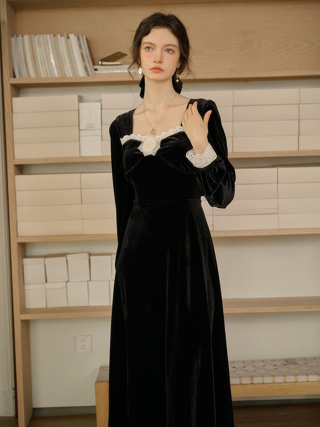 【Final Sale】Valentina Square Collar Rose Dress
