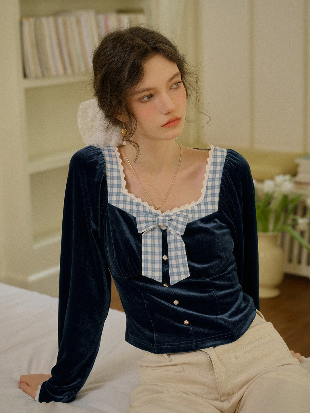 【Final Sale】Alaiya Square Collar Colour-Crossing Plaid Bow Velvet Shirt