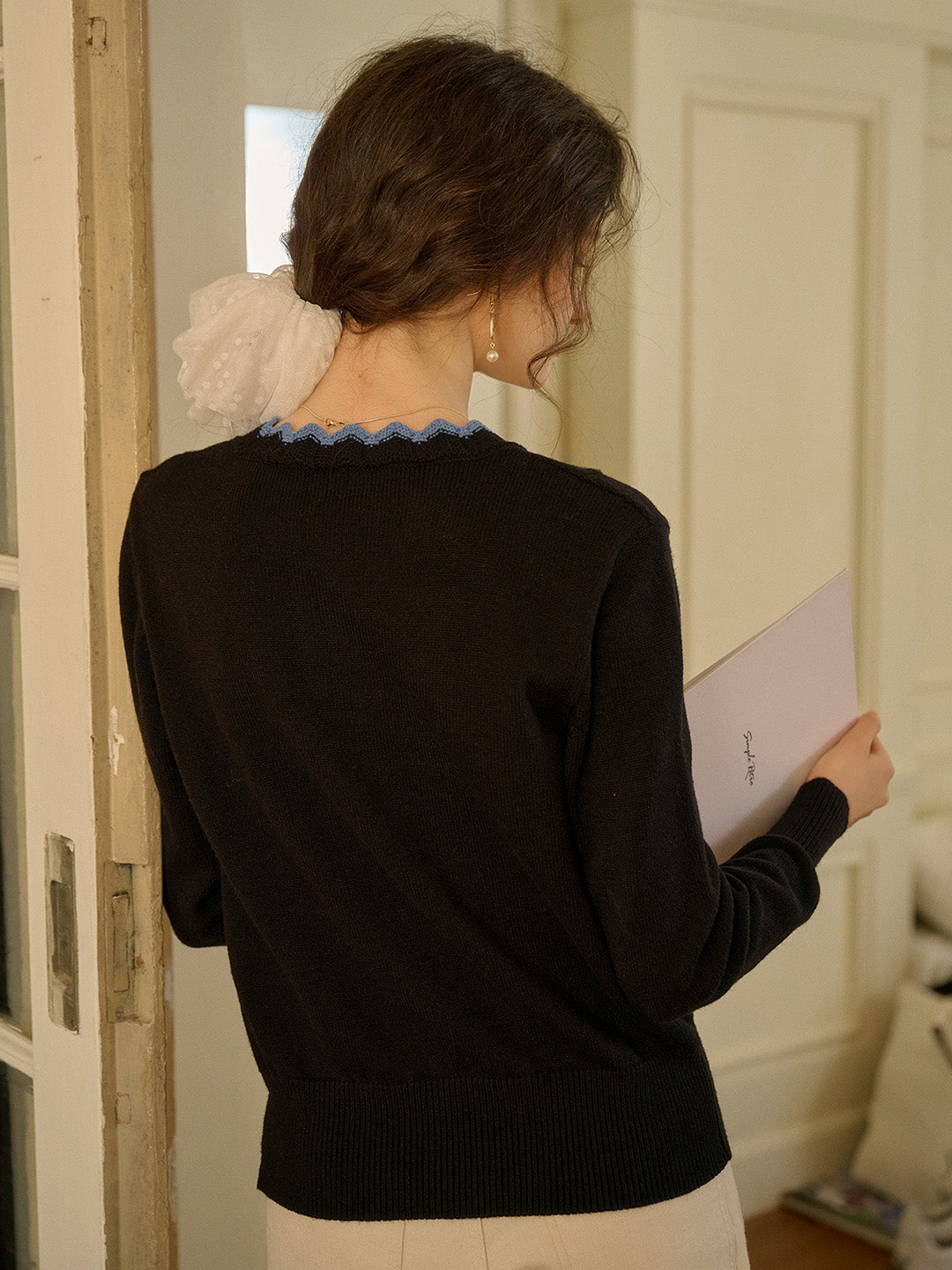 【Final Sale】Quincy Standing Collar Colour-Crossing Lace Embroidery Cardigan