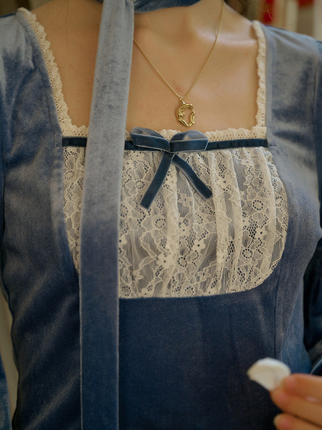 【Final Sale】Nicolette Square Neck Bow Boluse