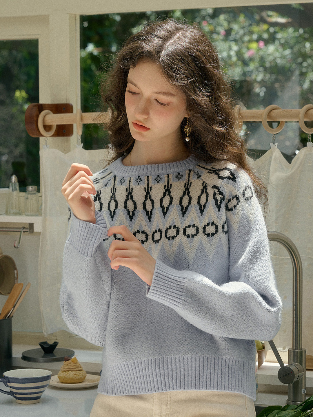 【Final Sale】Natasha Round Neck Embroidery Colour Clash Pullover Sweater