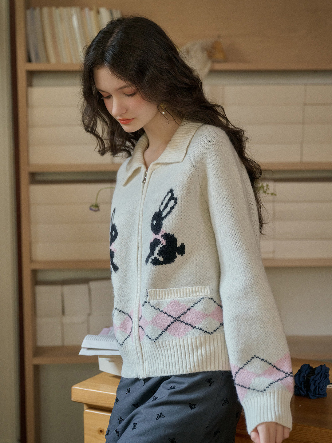 【Final Sale】Layne Lapel Clashing Rabbit Embroidery Zip Cardigan