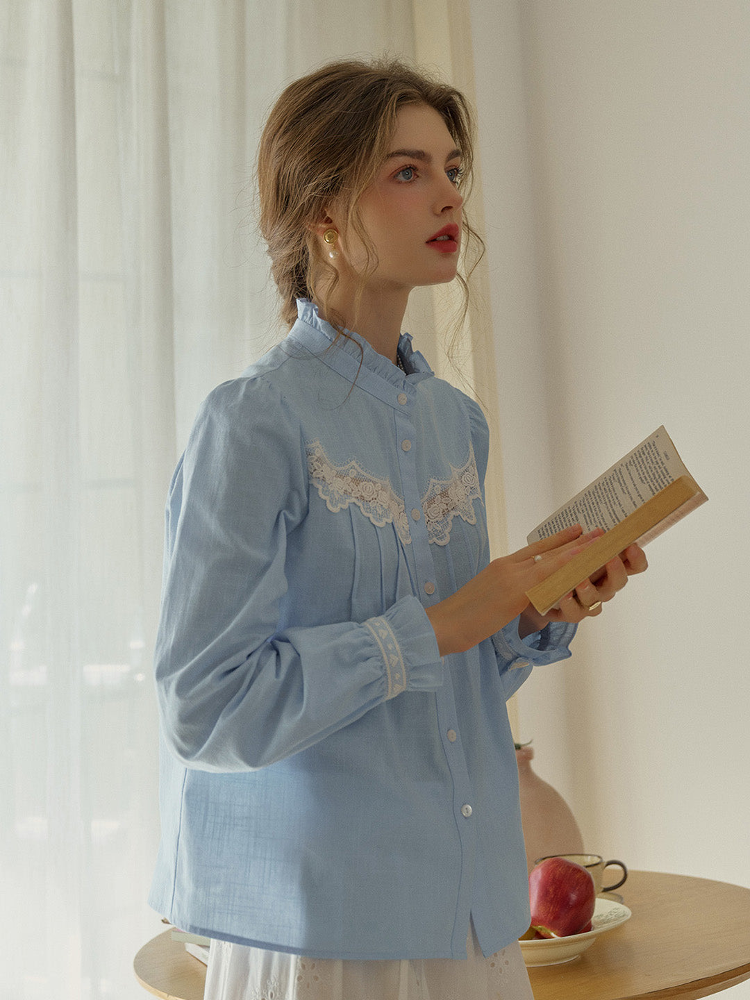 Kitty Wavy Stand Collar Lace Blouse - Pink