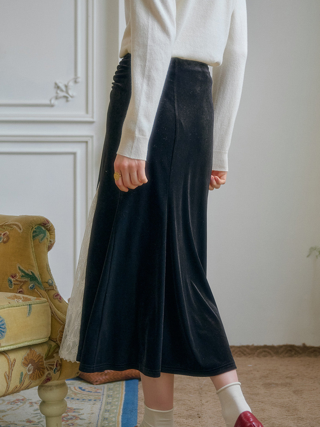Angelique Elegant Lace Hollow Contrasting Velvet Skirt