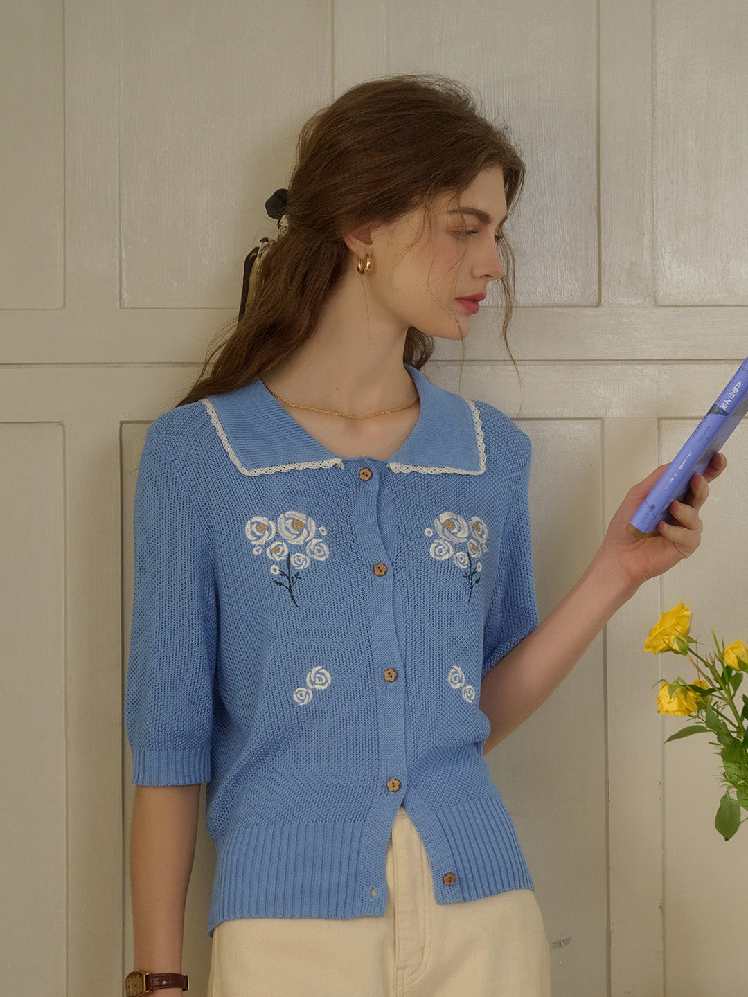 【Final Sale】Roise Round Neck Embroidery Top