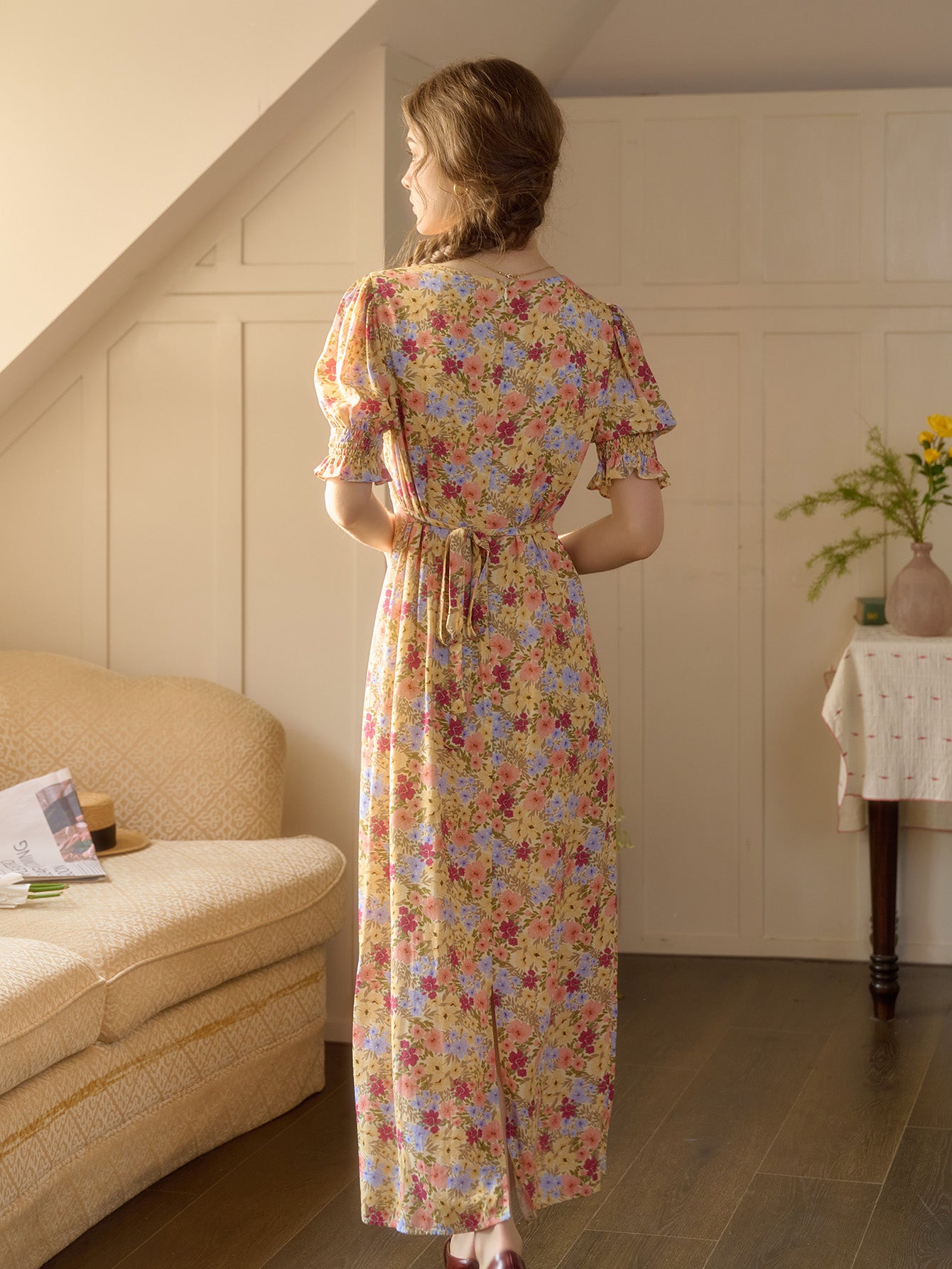 【Final Sale】Xena V-Neck Floral Puff Sleeve Dress - Red
