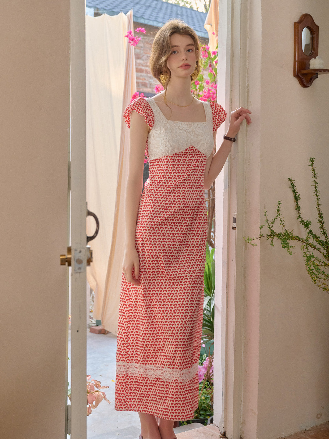 【Final Sale】Cathy Square Neck Heartcore Lace Dress