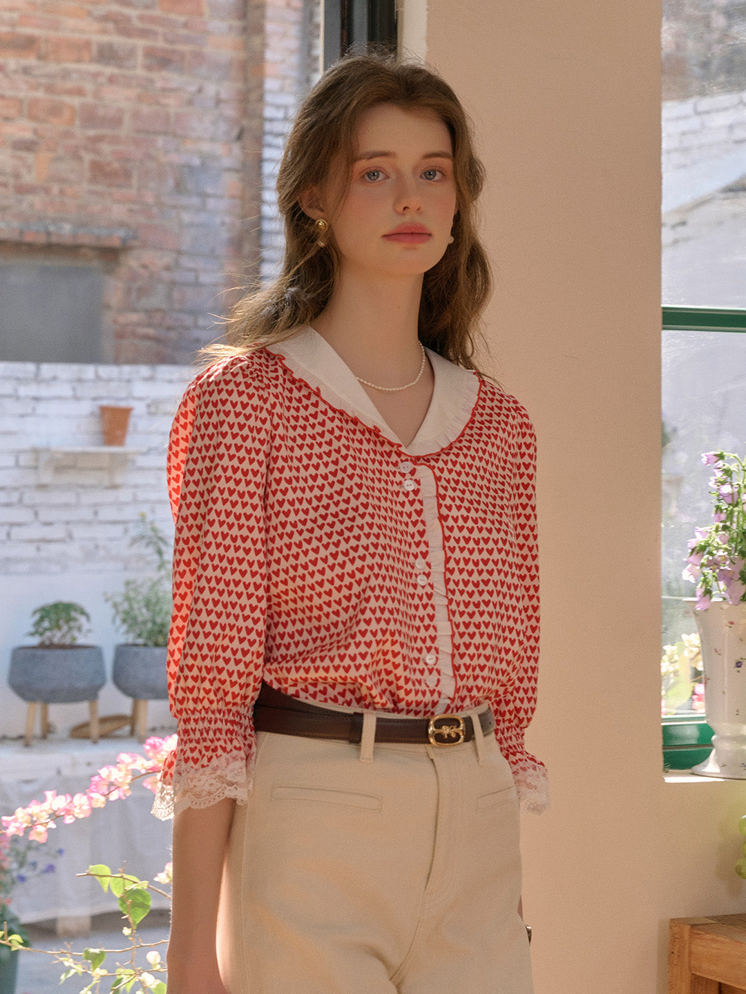 【Final Sale】Yoyo V-Neck Heartcore Blouse