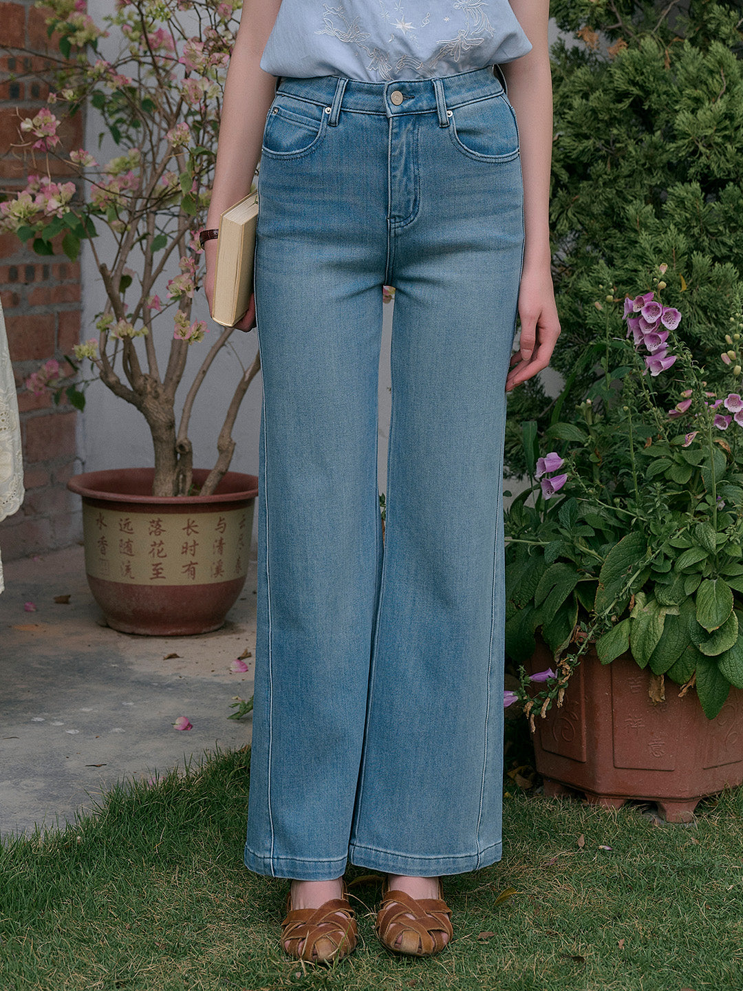 Eloise Mid-Waist Jeans