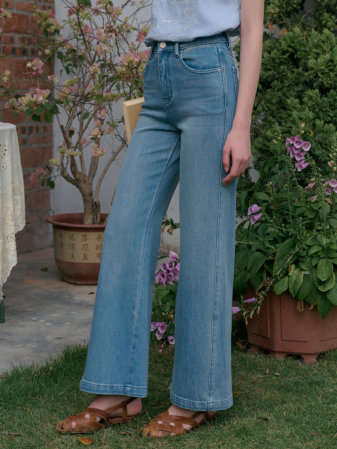 Eloise Mid-Waist Jeans