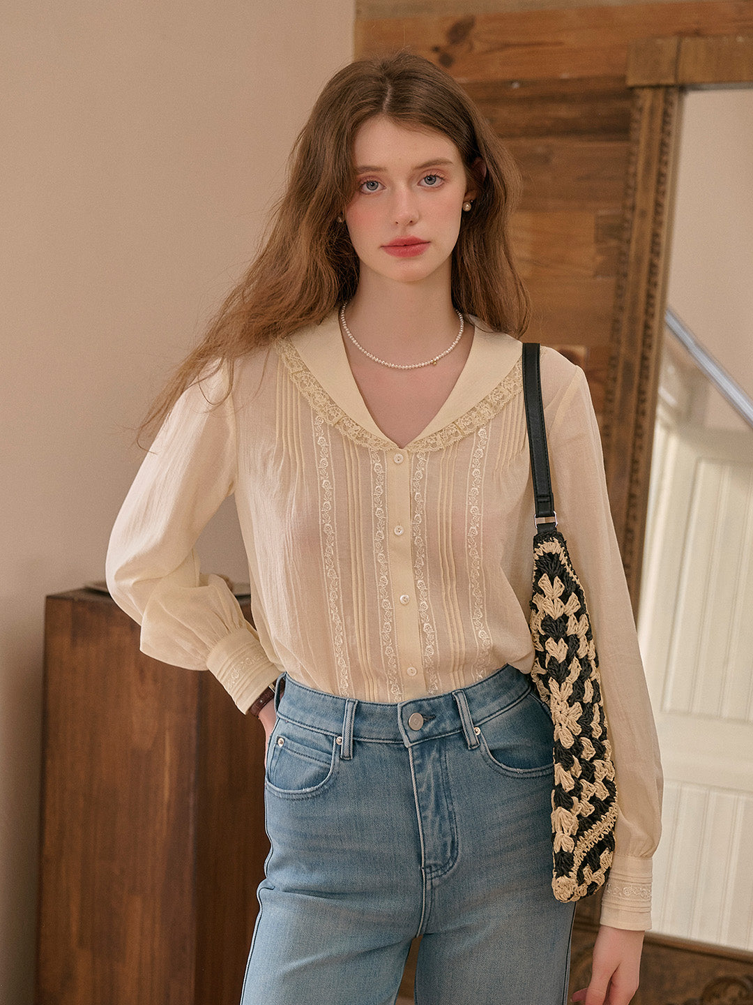 Alessa V-Neck Embroidery Cotton Blouse