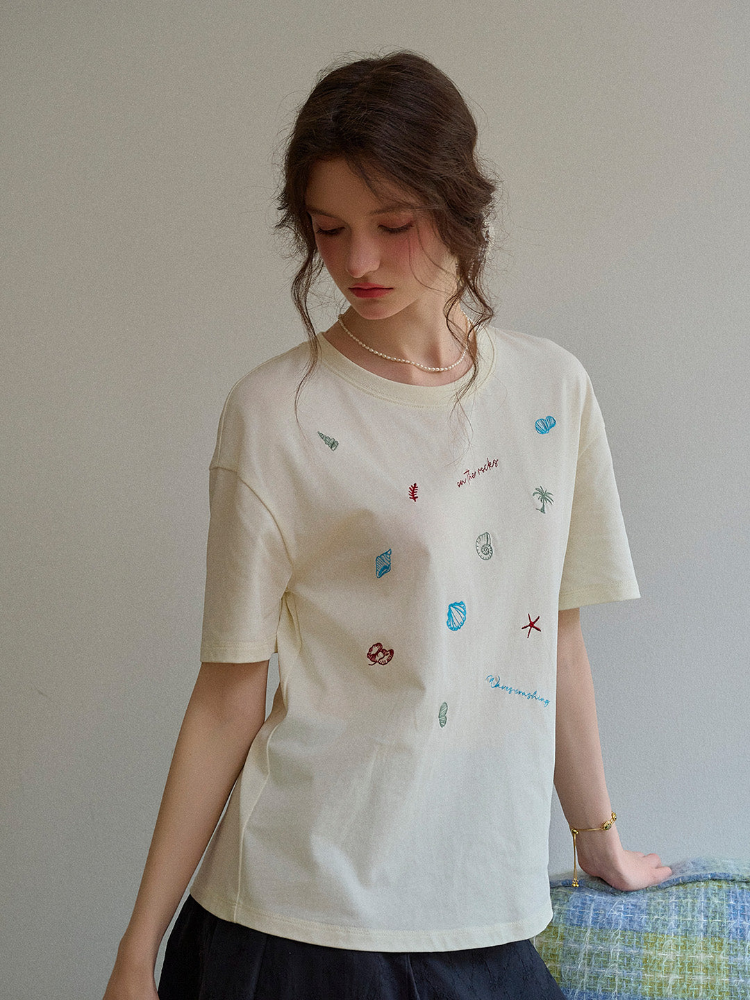Marina Round Neck Shell Embroidery 100% Cotton T-shirt