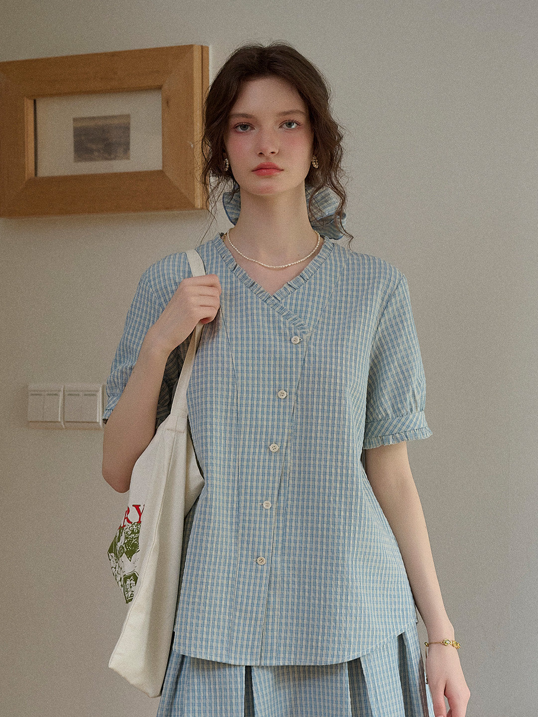 Aurelia V-Neck Puff Sleeve Blouse