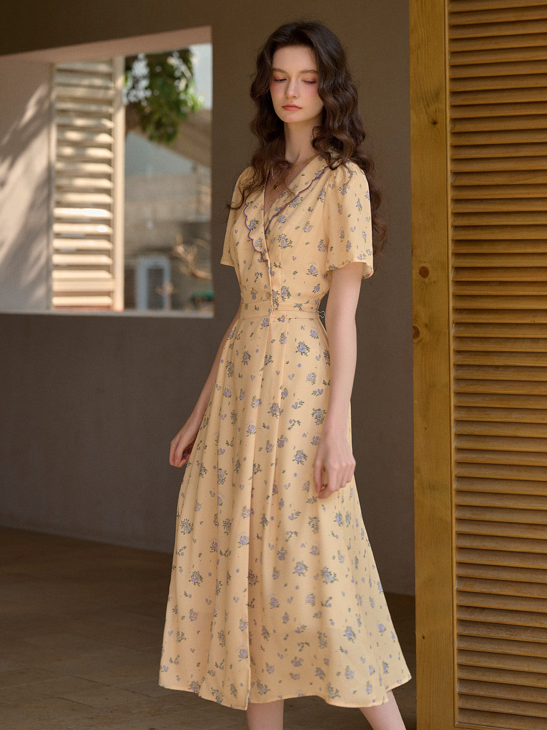 【Final Sale】Louisa Ruffle V-Neck Floral Waist Dress - Blue