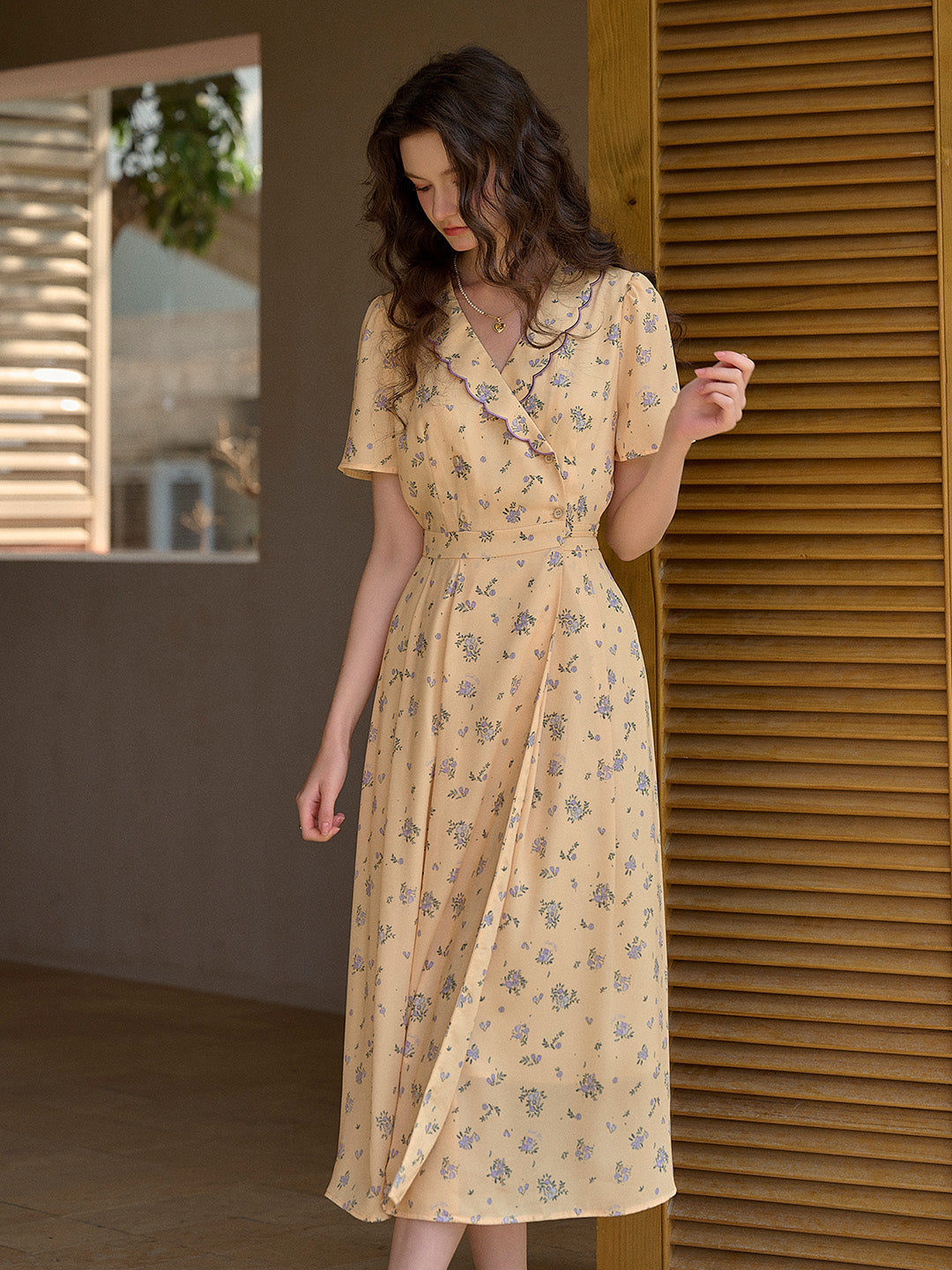 【Final Sale】Louisa Ruffle V-Neck Floral Waist Dress - Blue
