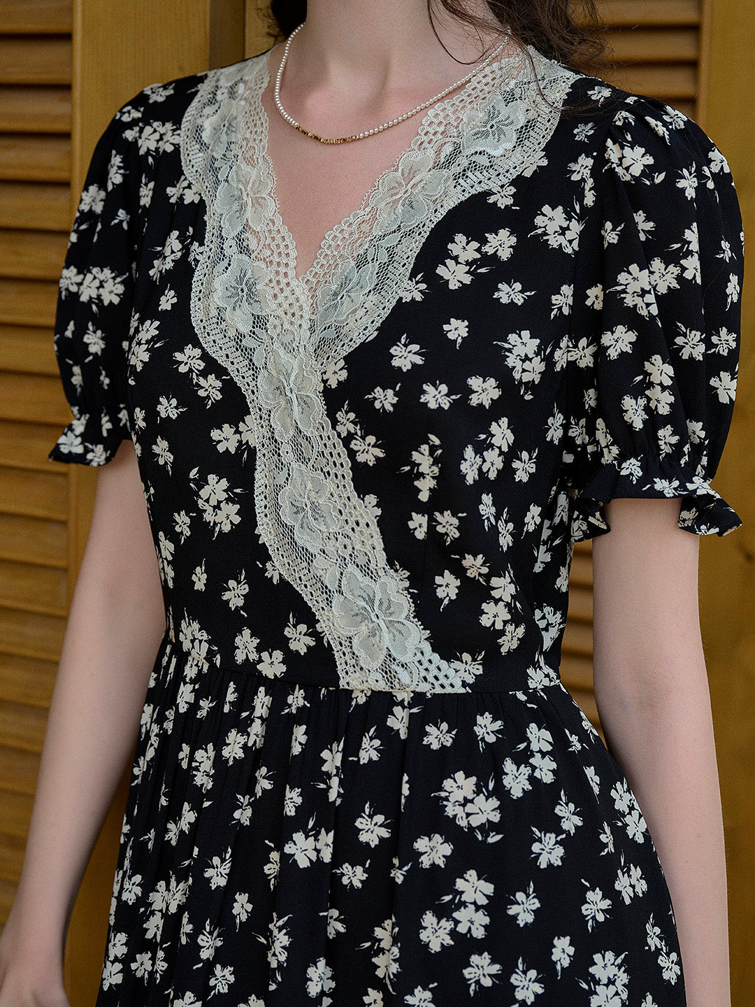 Lilith Ruffle V-Neck Lace Floral Dress