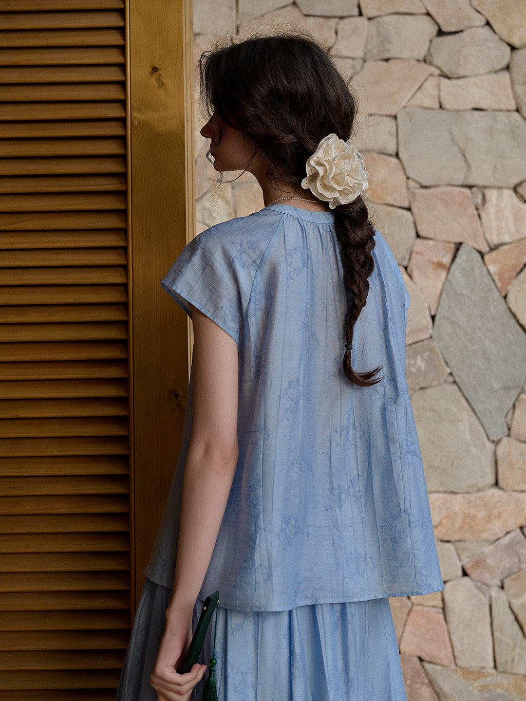 Ivory Round Neck New Chinese Style Blouse